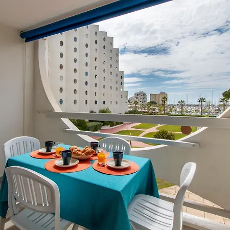 Spacieux Cabine-parking Gratuit-clim-proche Centre & Mer-vue Port Lgm דירה *